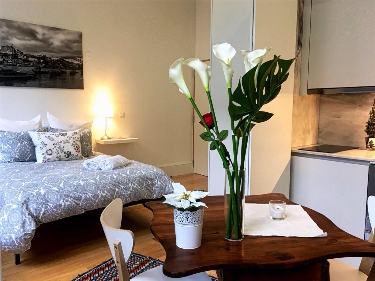 Oporto Invite S. Bento Studios Apartments Bagian luar foto